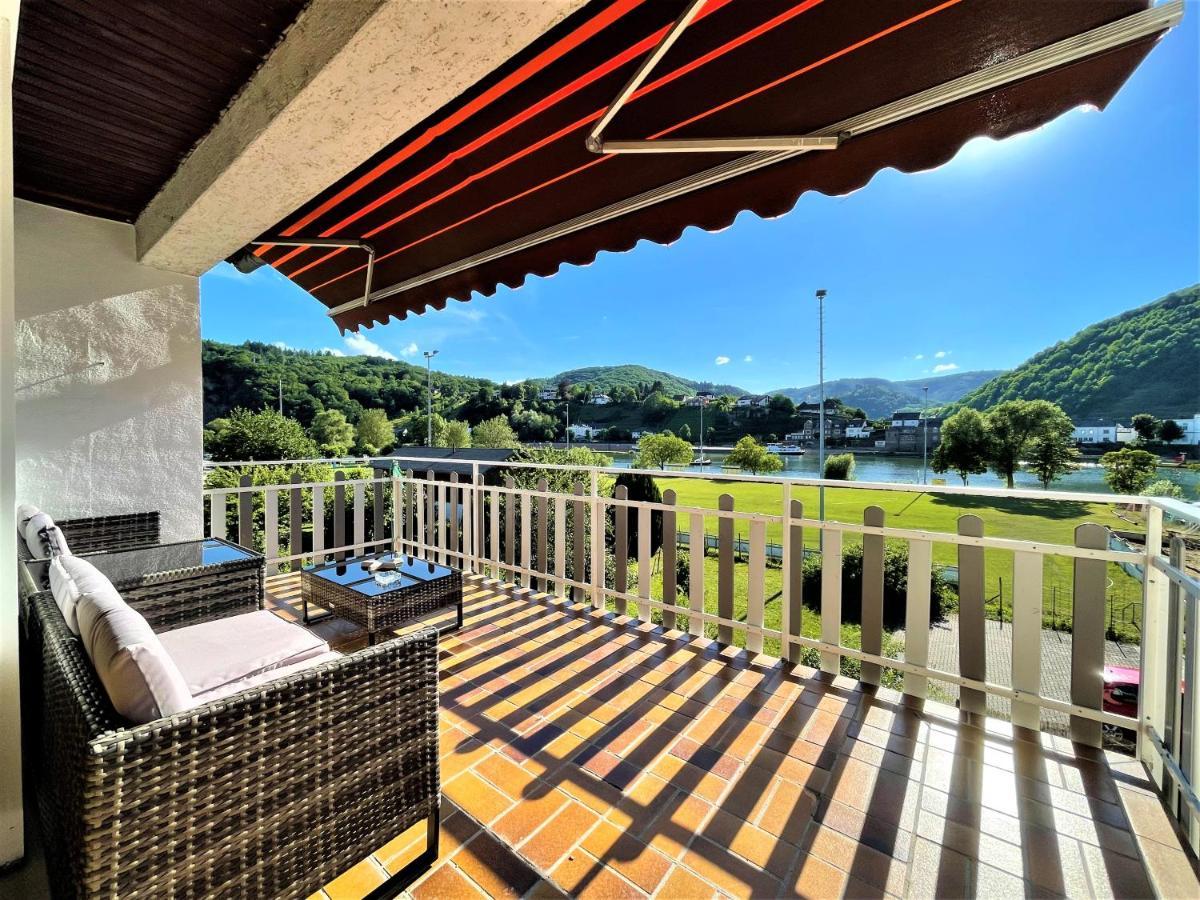 Traumaussicht Kamin Balkon Burgblick 65 Zoll Tv Netflix Sky Joyn Lindenplatz Διαμέρισμα Bullay Εξωτερικό φωτογραφία