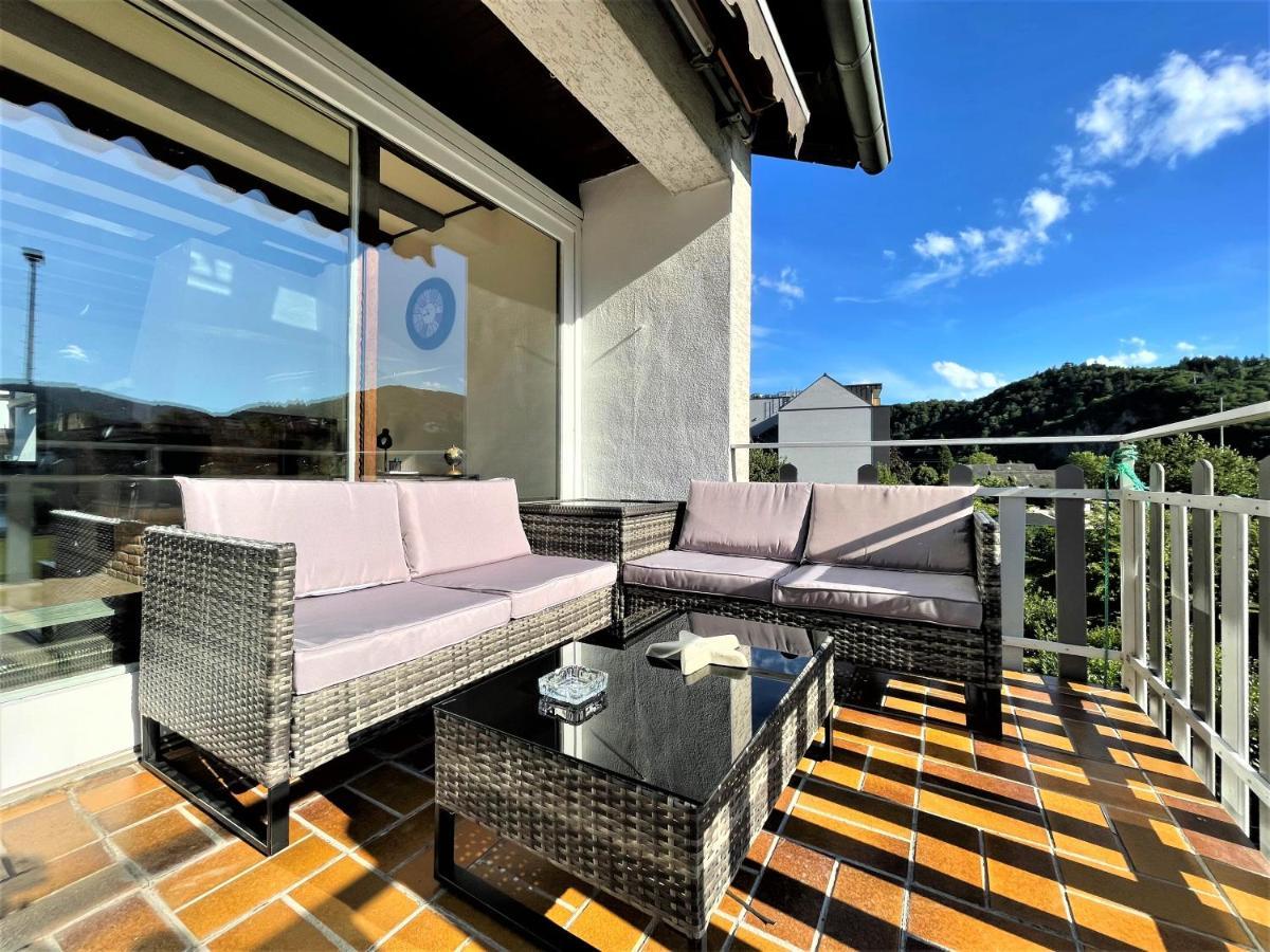 Traumaussicht Kamin Balkon Burgblick 65 Zoll Tv Netflix Sky Joyn Lindenplatz Διαμέρισμα Bullay Εξωτερικό φωτογραφία
