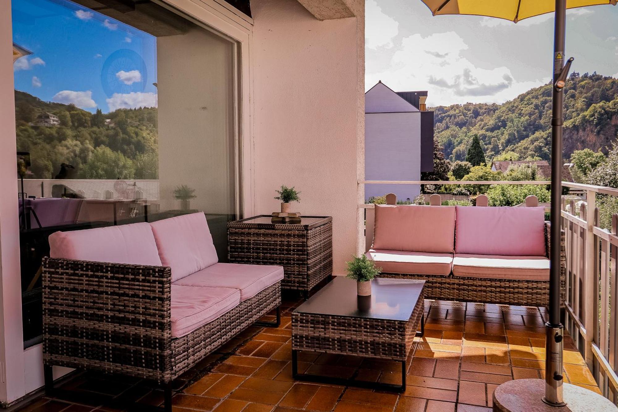 Traumaussicht Kamin Balkon Burgblick 65 Zoll Tv Netflix Sky Joyn Lindenplatz Διαμέρισμα Bullay Εξωτερικό φωτογραφία